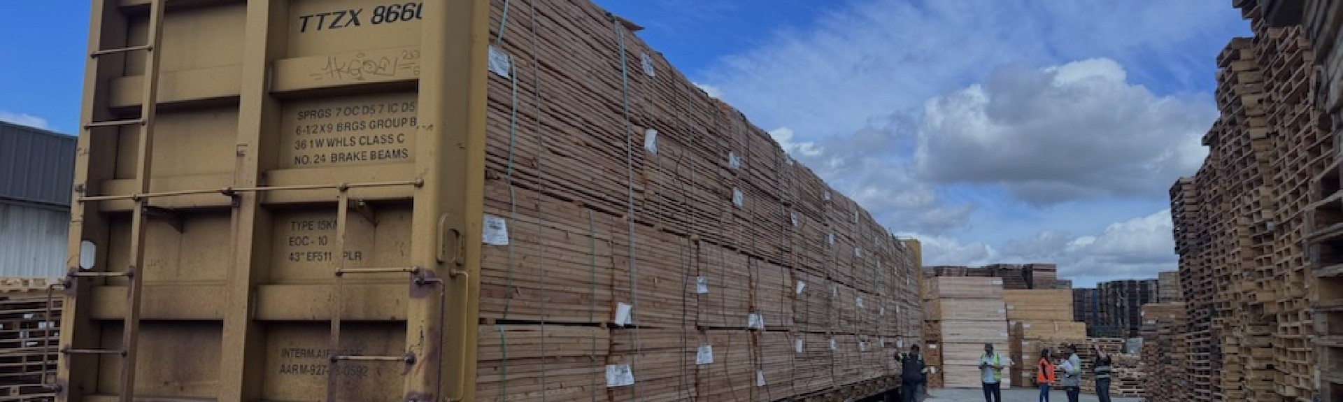 Why Oakland Pallet? Banner